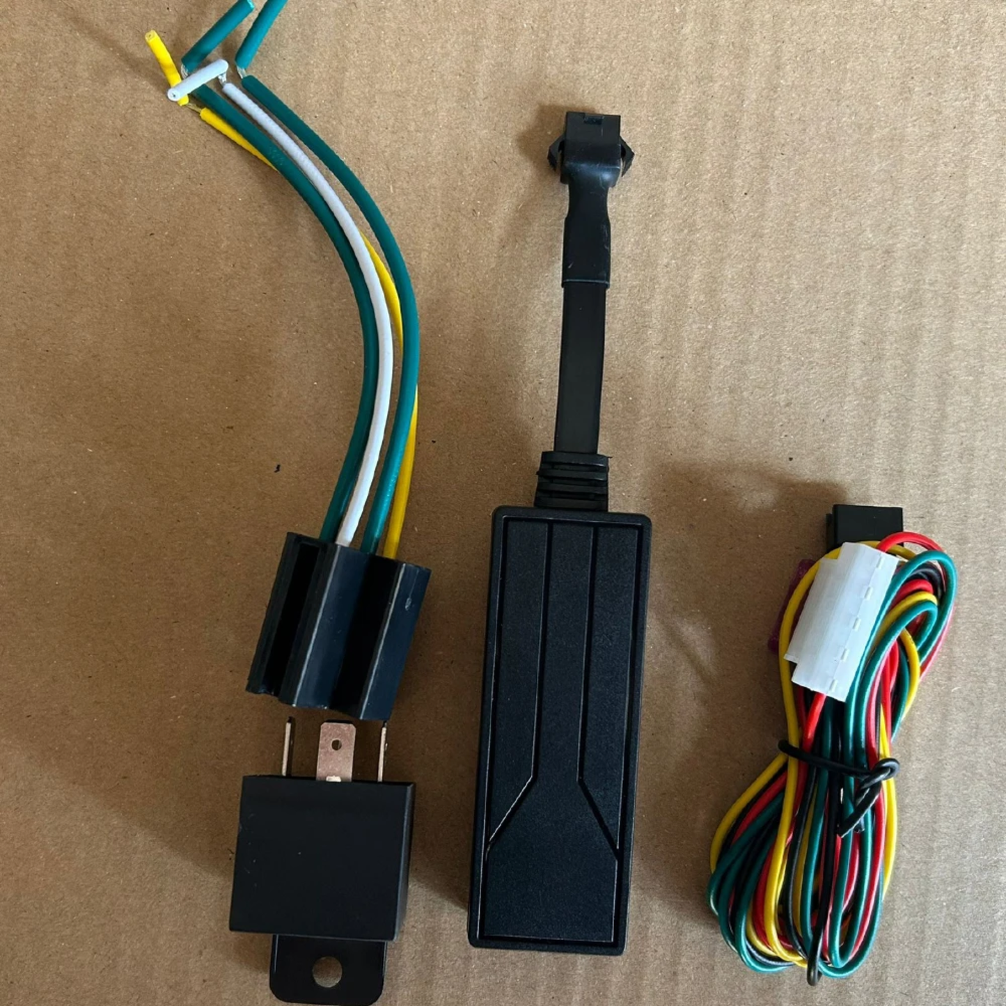 GPS INTELLIGENT AVEC COUPURE MOTEUR À DISTANCE
